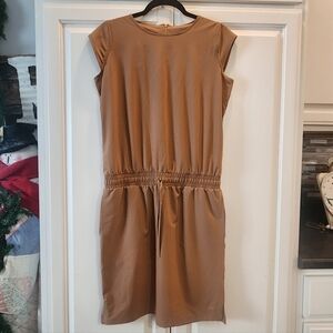 Albion Fit Sand Size Small Dress